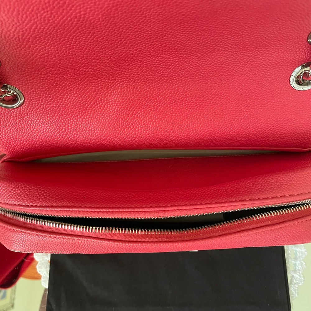 Chanel pink caviar small east flap - Picture 7 of 17